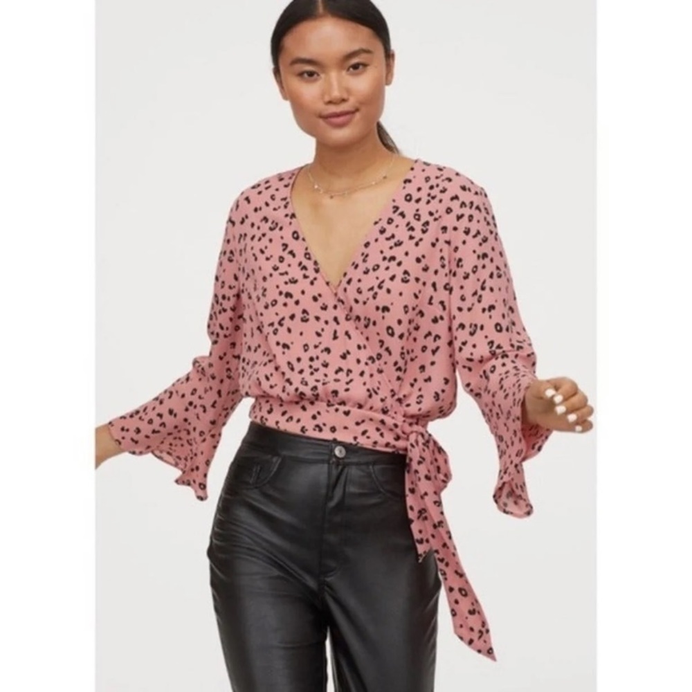 H&M pink leopard print wrap top size 0
